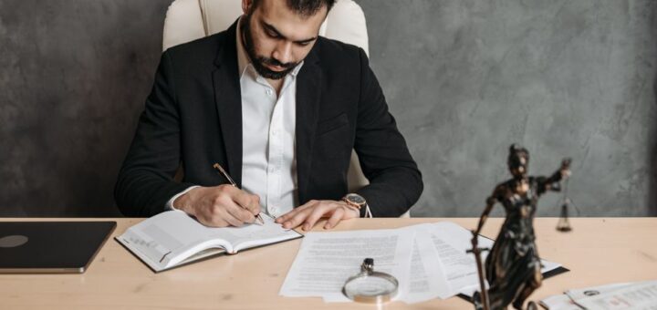 personal injury lawyer