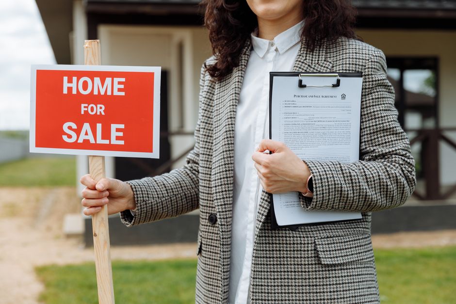 real estate agent