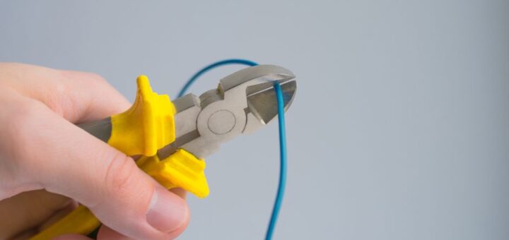 electricista cerca de mí