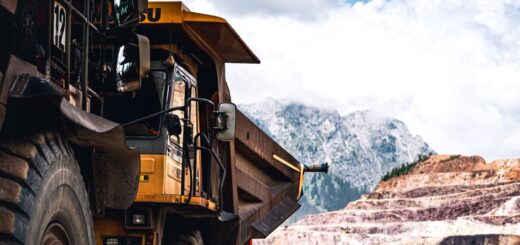 mining equipment supplier