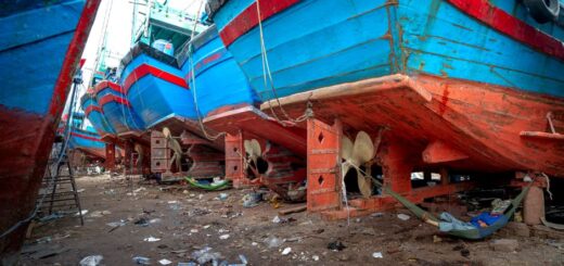 boat repair shop