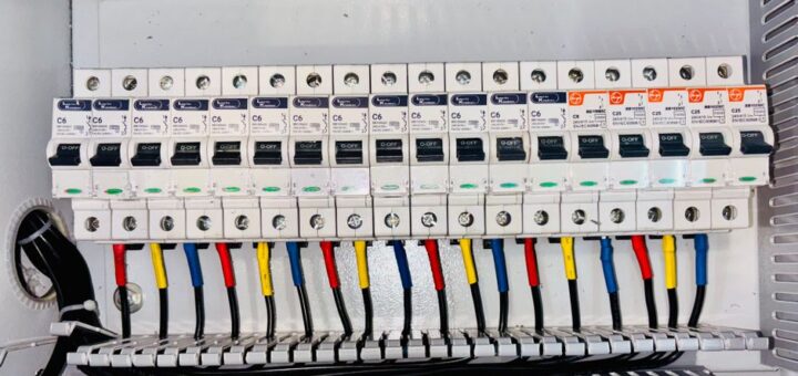 instalador electrónica náutica