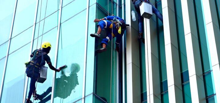commercial cleaning company