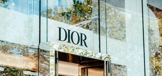 luxury brand reseller